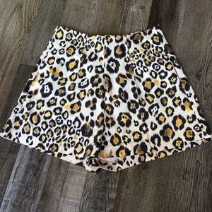 Line & Dot Cheetah High Waisted Shorts Small